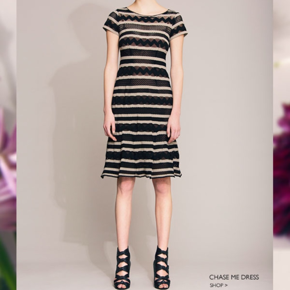 NANETTE LEPORE Black/Lite Tan Short Sleeve Crochet 'Chase Me' Dress